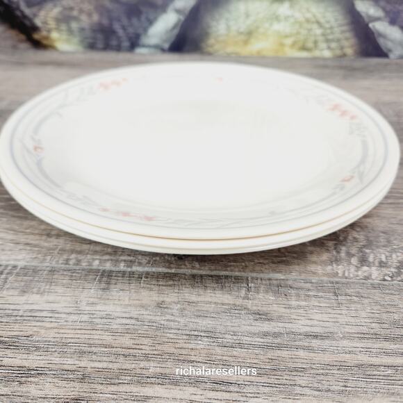 Corelle Rose Bouquet 10 1/4" Dinner Plates Lot of 3 Corning Vintage - Picture 6 of 6